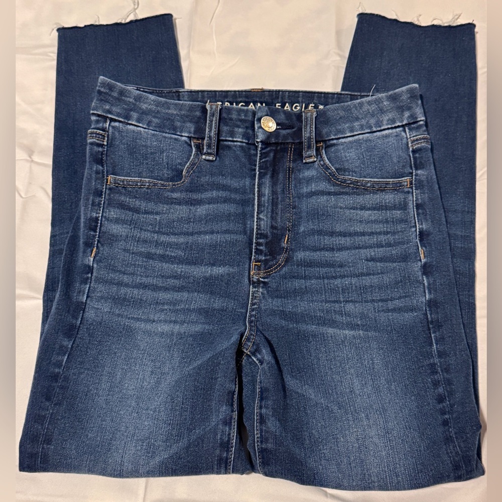 American Eagle Raw Hem Curvy Super Hi-Rise Jegging Next Level Stretch Size 2 EUC